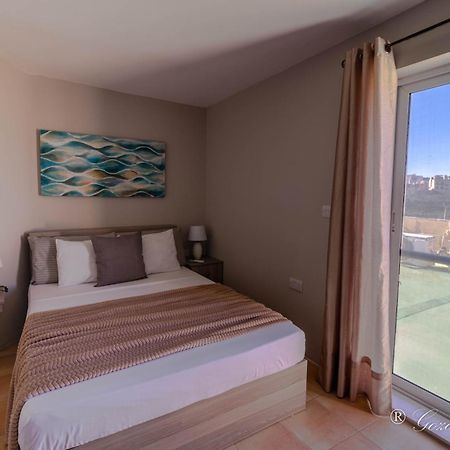 Hibiscus Bed & Breakfast Xaghra Bagian luar foto