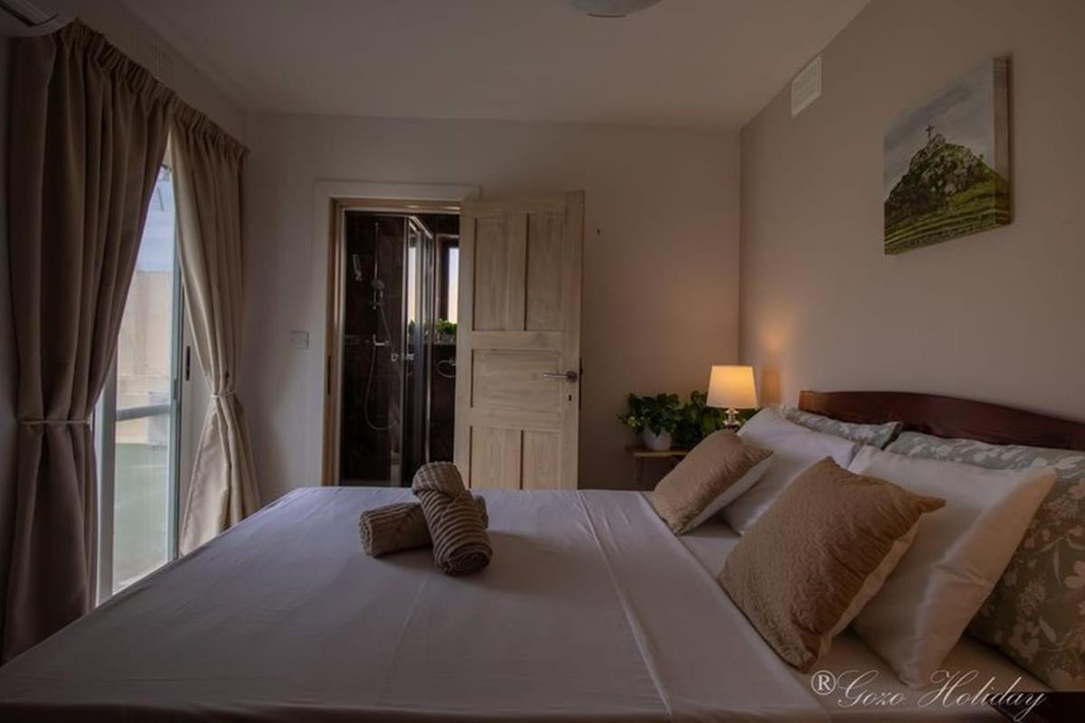 Hibiscus Bed & Breakfast Xaghra Bagian luar foto